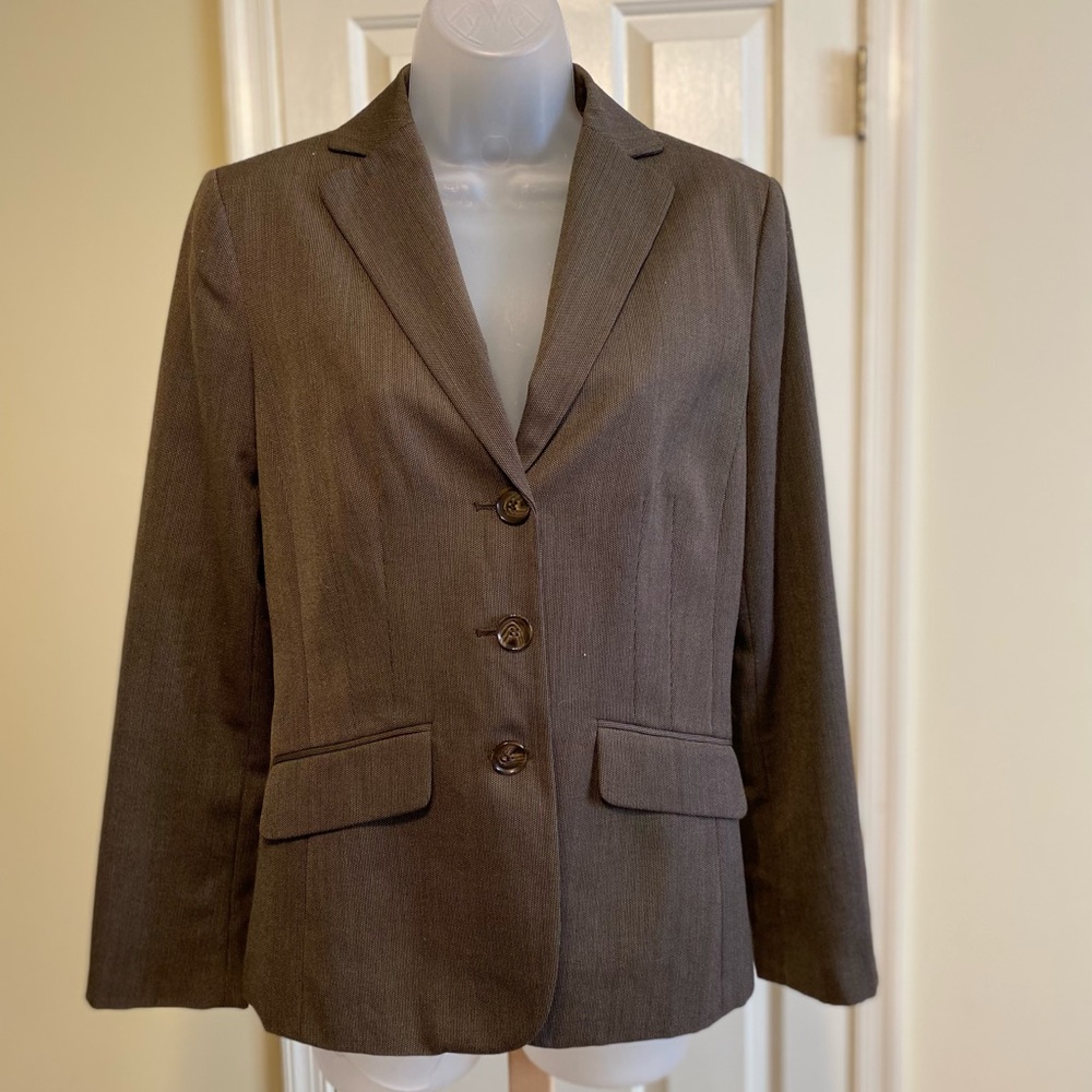 Ann Taylor - Woman’s brown & cream color dress jacket, Size: 4